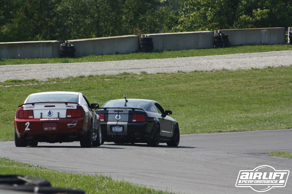 Air Lift Performance Carving Corners