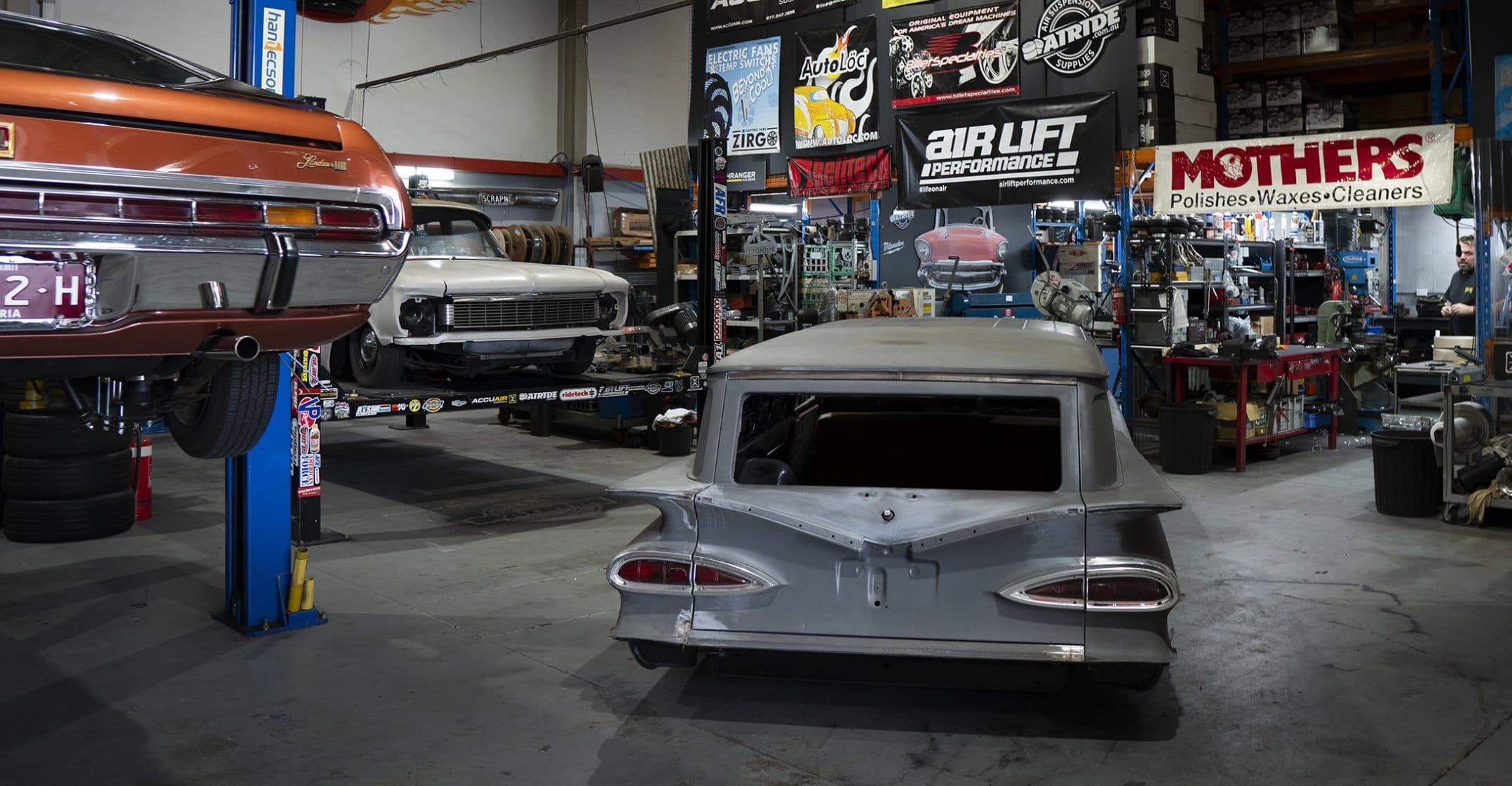 Airride Suspension Supplies Australia install bay