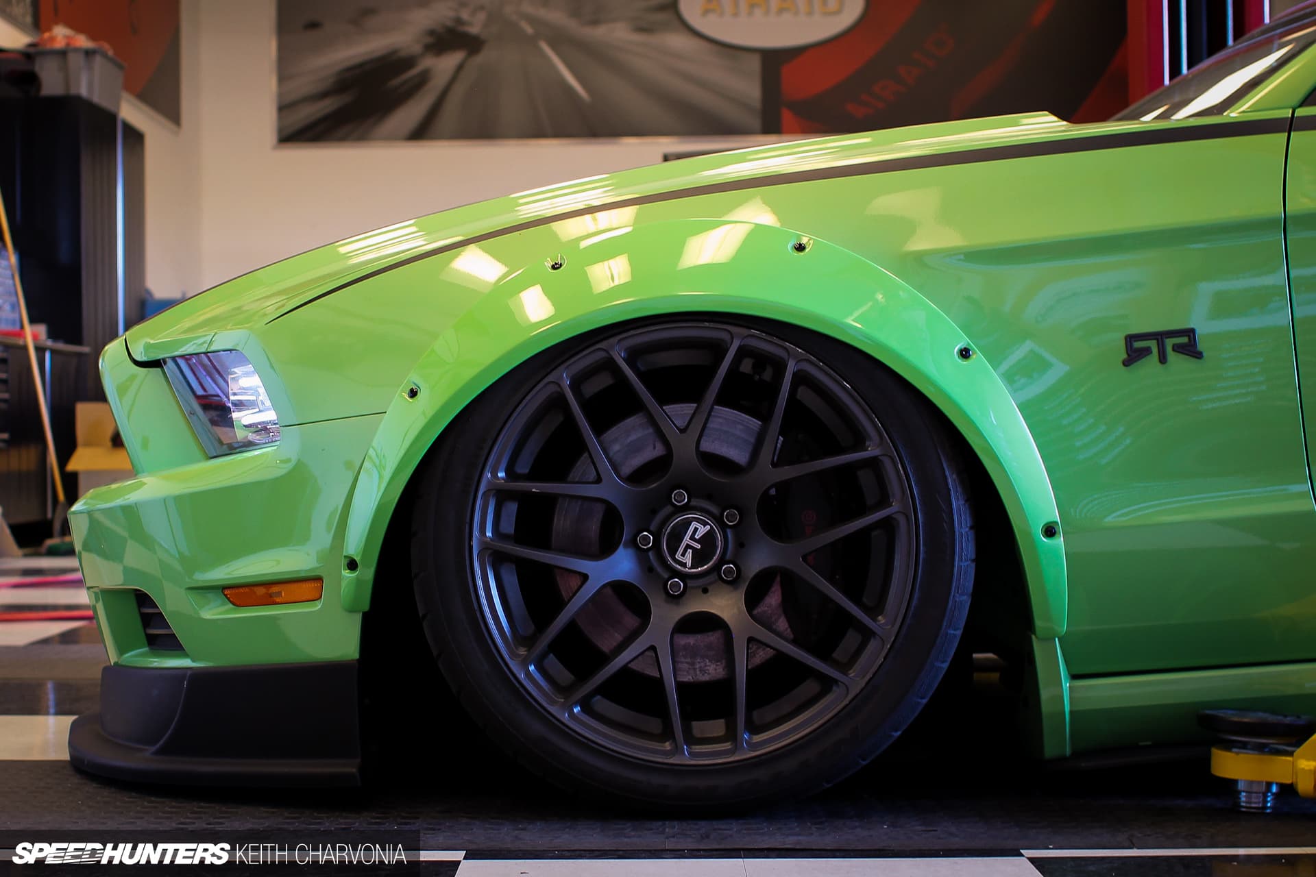 Installing Air Lift on the 'Double Down' Mustang RTR
